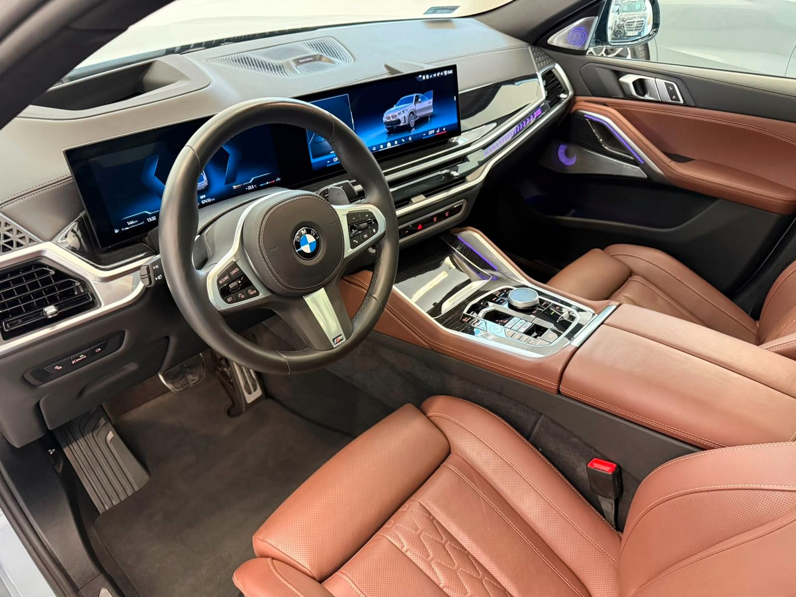 Fahrzeugabbildung BMW X6 40d xDr M Sport,VOLL,BOWERS,AHK,MWST,UNFALLFR