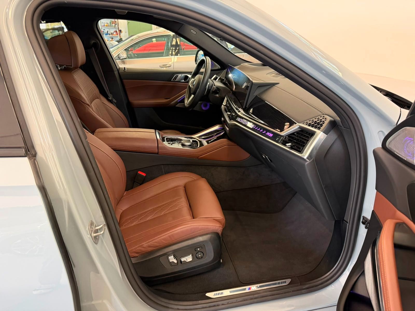 Fahrzeugabbildung BMW X6 40d xDr M Sport,VOLL,BOWERS,AHK,MWST,UNFALLFR