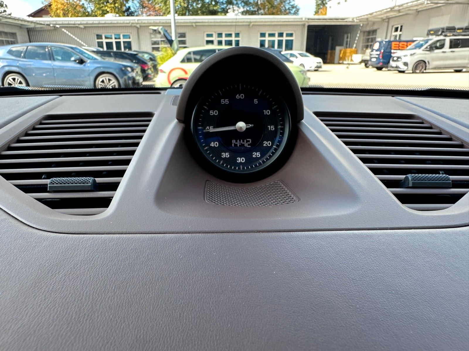 Fahrzeugabbildung Porsche 911 Carrera 4 S |BOSE|GLASDACH|Sport-Chrono-P.|