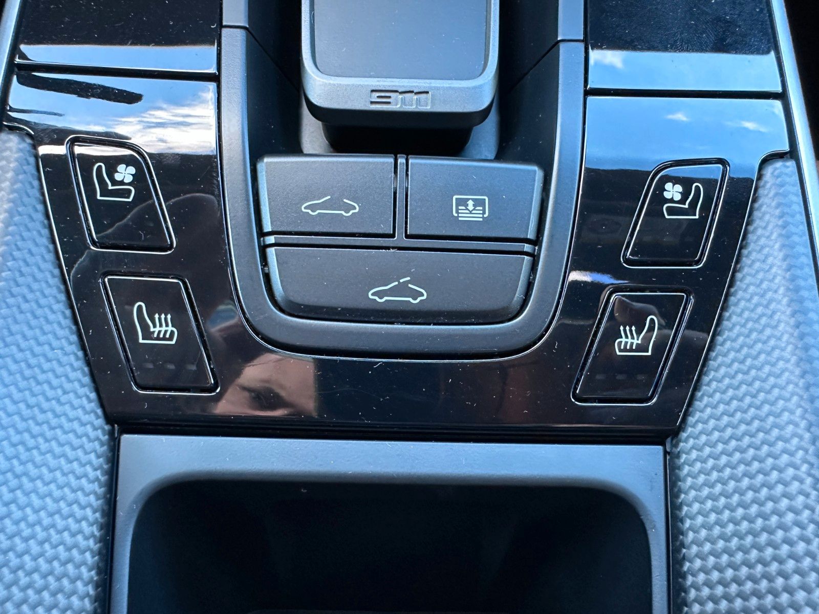 Fahrzeugabbildung Porsche 911 Carrera 4 S |BOSE|GLASDACH|Sport-Chrono-P.|