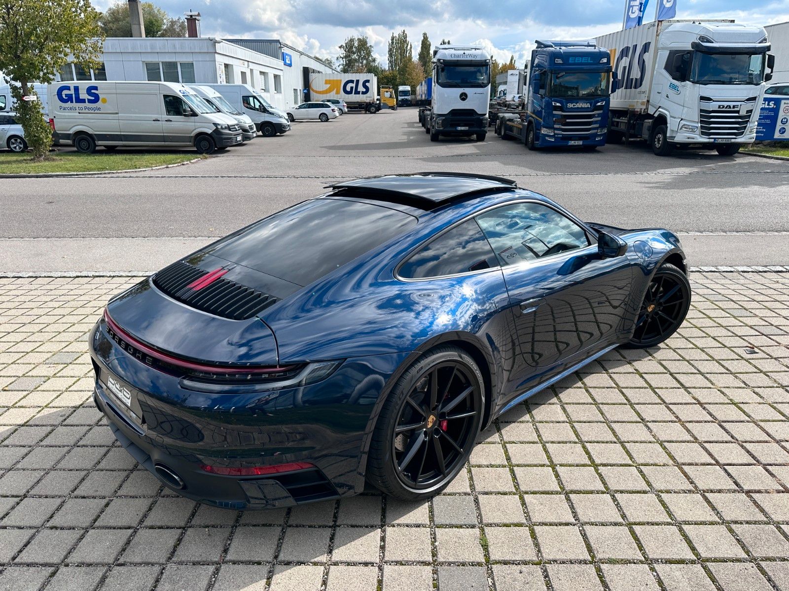 Fahrzeugabbildung Porsche 911 Carrera 4 S |BOSE|GLASDACH|Sport-Chrono-P.|