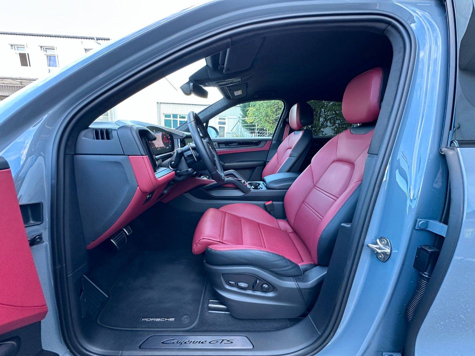 Fahrzeugabbildung Porsche Cayenne GTS | BOSE | SOFTCL.|PASM | 22"| Usw |