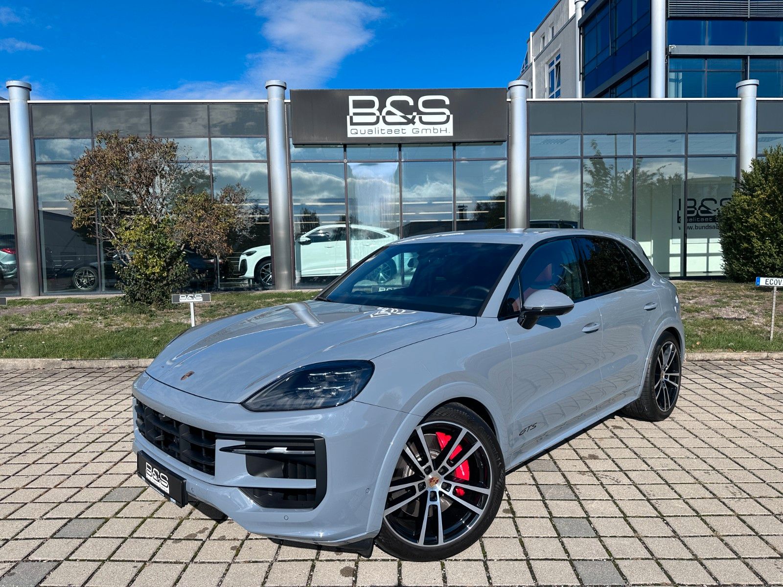 Fahrzeugabbildung Porsche Cayenne GTS | BOSE | SOFTCL.|PASM | 22"| Usw |