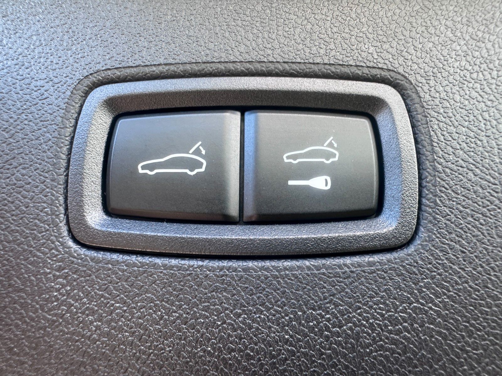 Fahrzeugabbildung Porsche Cayenne GTS | BOSE | SOFTCL.|PASM | 22"| Usw |