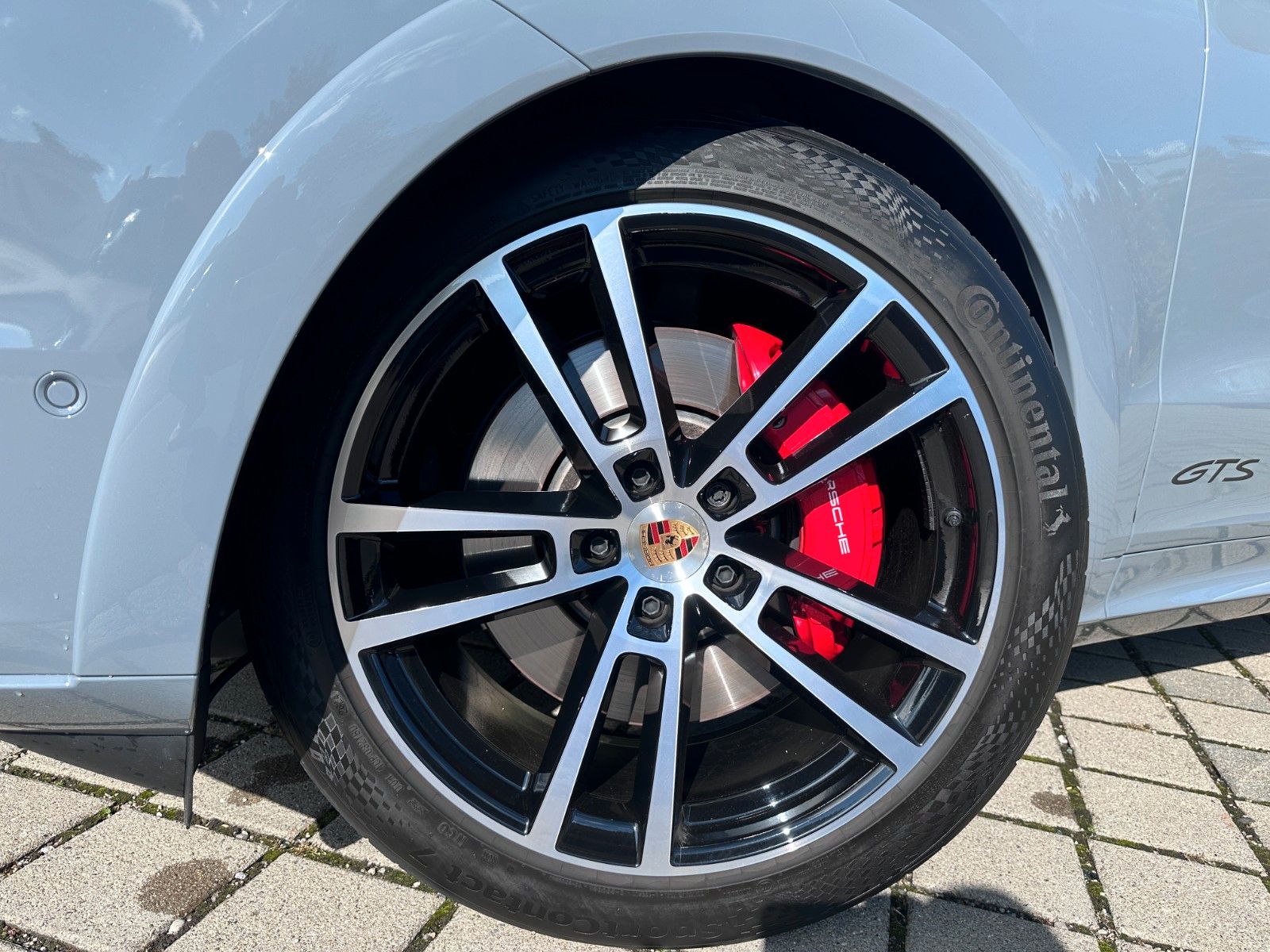 Fahrzeugabbildung Porsche Cayenne GTS | BOSE | SOFTCL.|PASM | 22"| Usw |