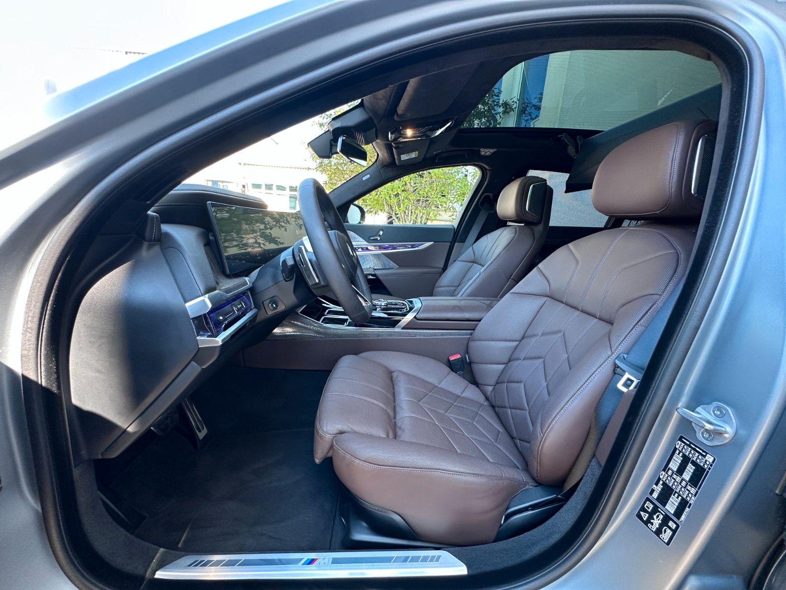 Fahrzeugabbildung BMW 740 d xDr M Sport |VOLLAUSSTATTUNG|MWST AUSWB.|