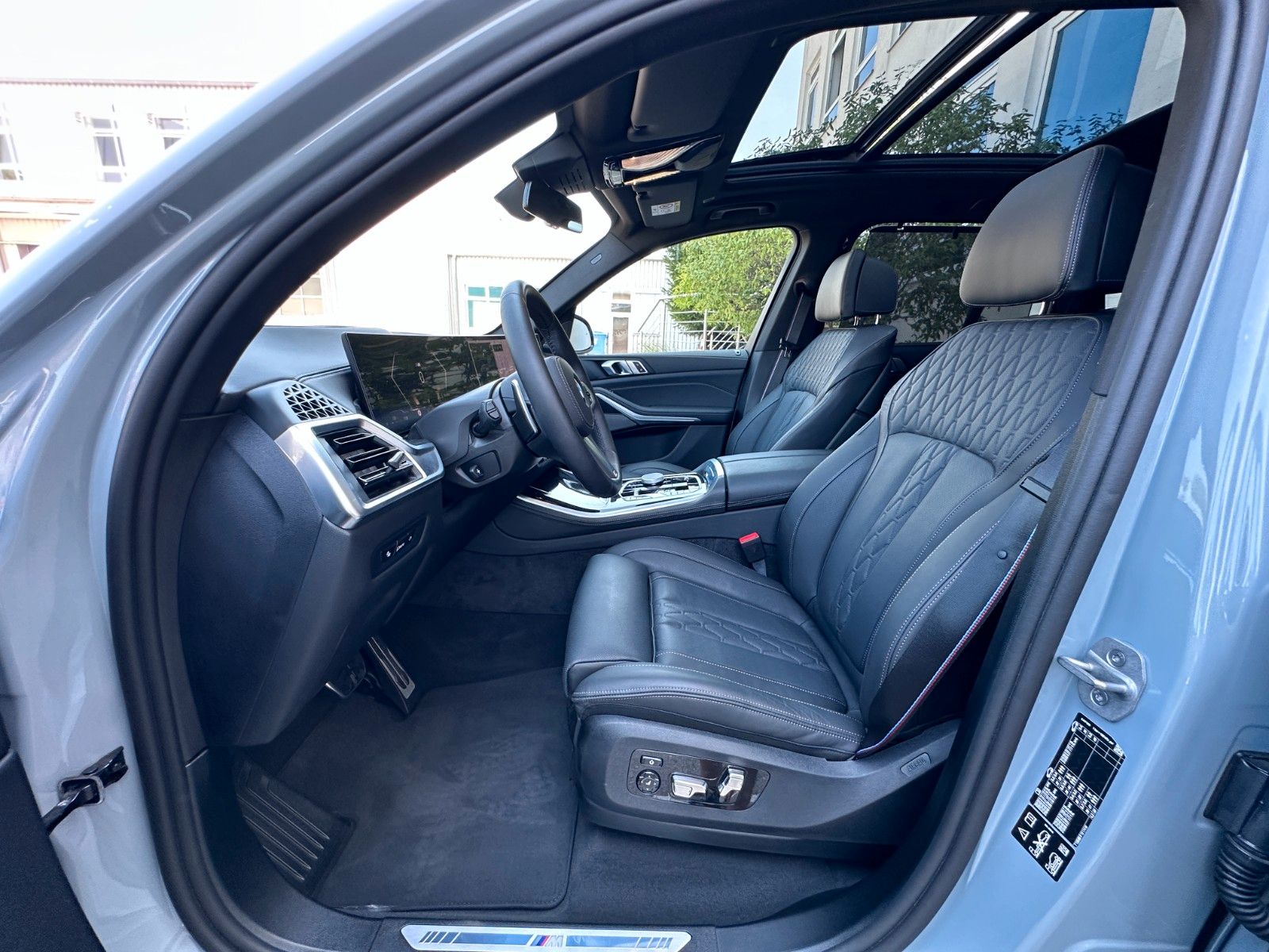 Fahrzeugabbildung BMW X5 30 d xDrive M Sport |BMW Garantie|Mwst Ausw|