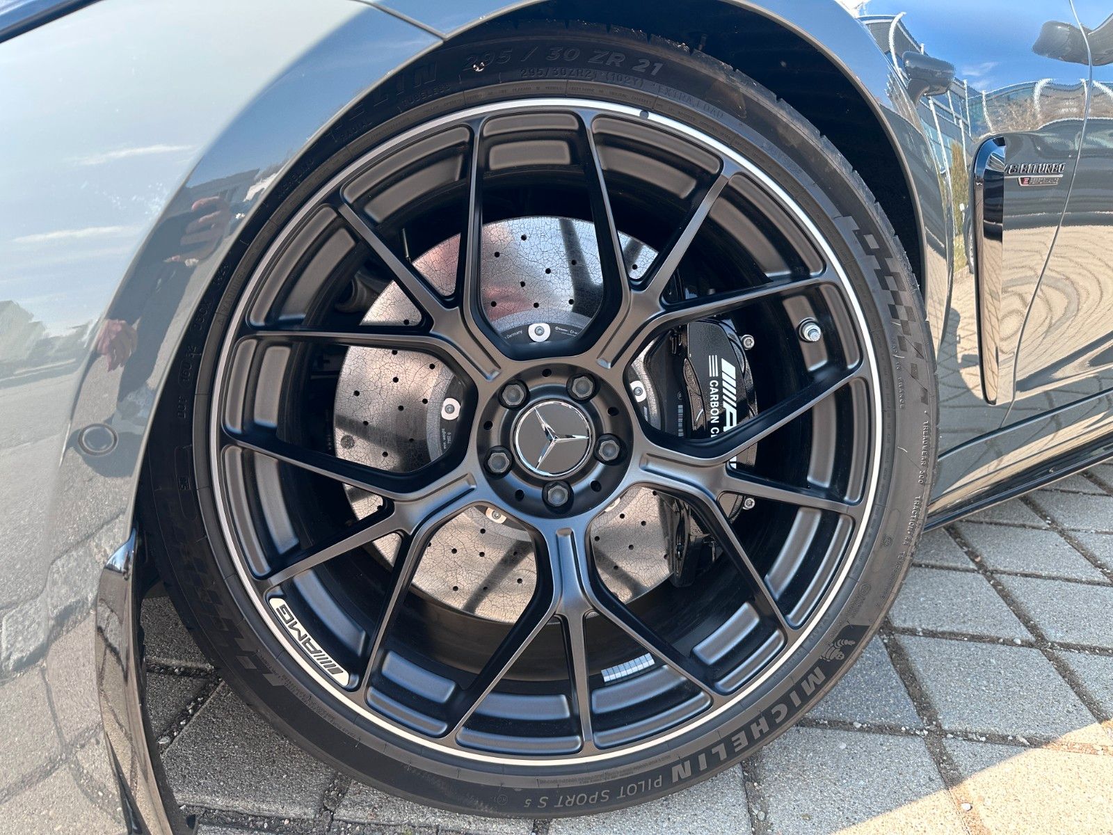 Fahrzeugabbildung Mercedes-Benz AMG GT 63 S E Perf Prem Plus|Manufaktur|VOLL|