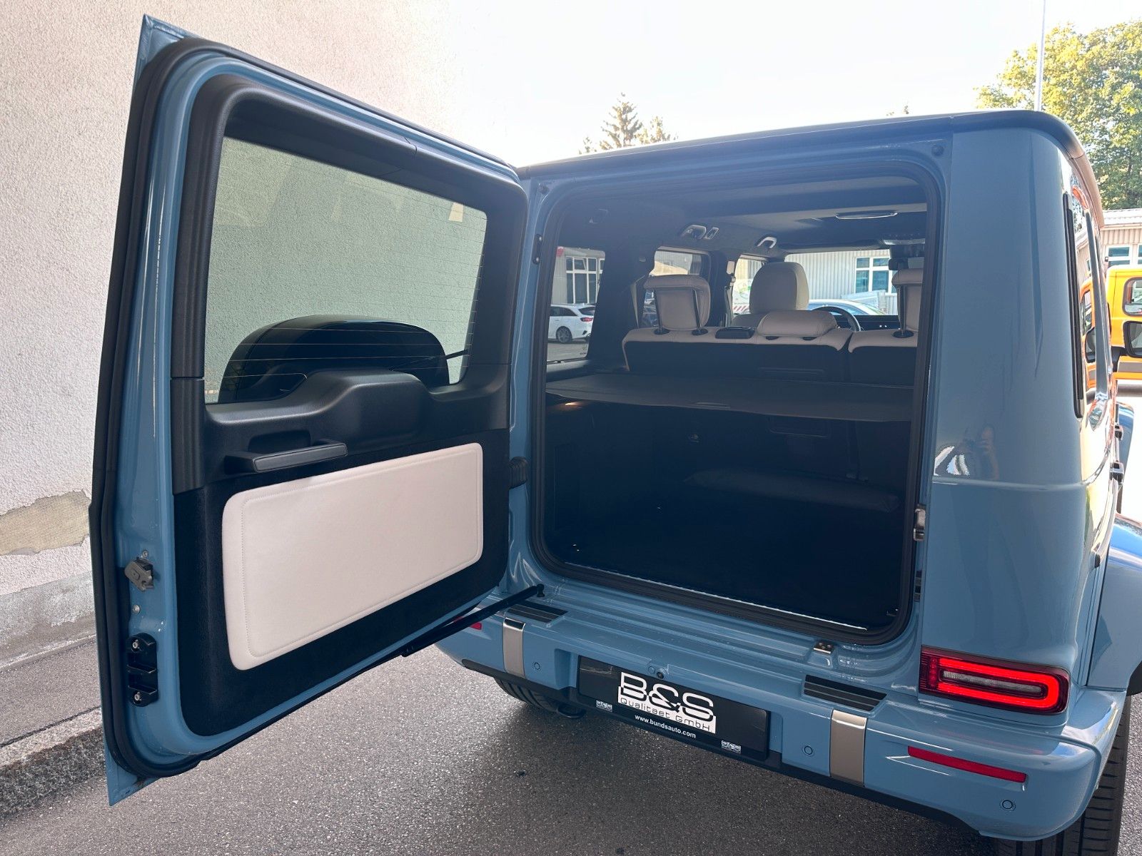 Fahrzeugabbildung Mercedes-Benz G EQ Technologie 580 AMG Line|MANUFAKTUR|BURM.|