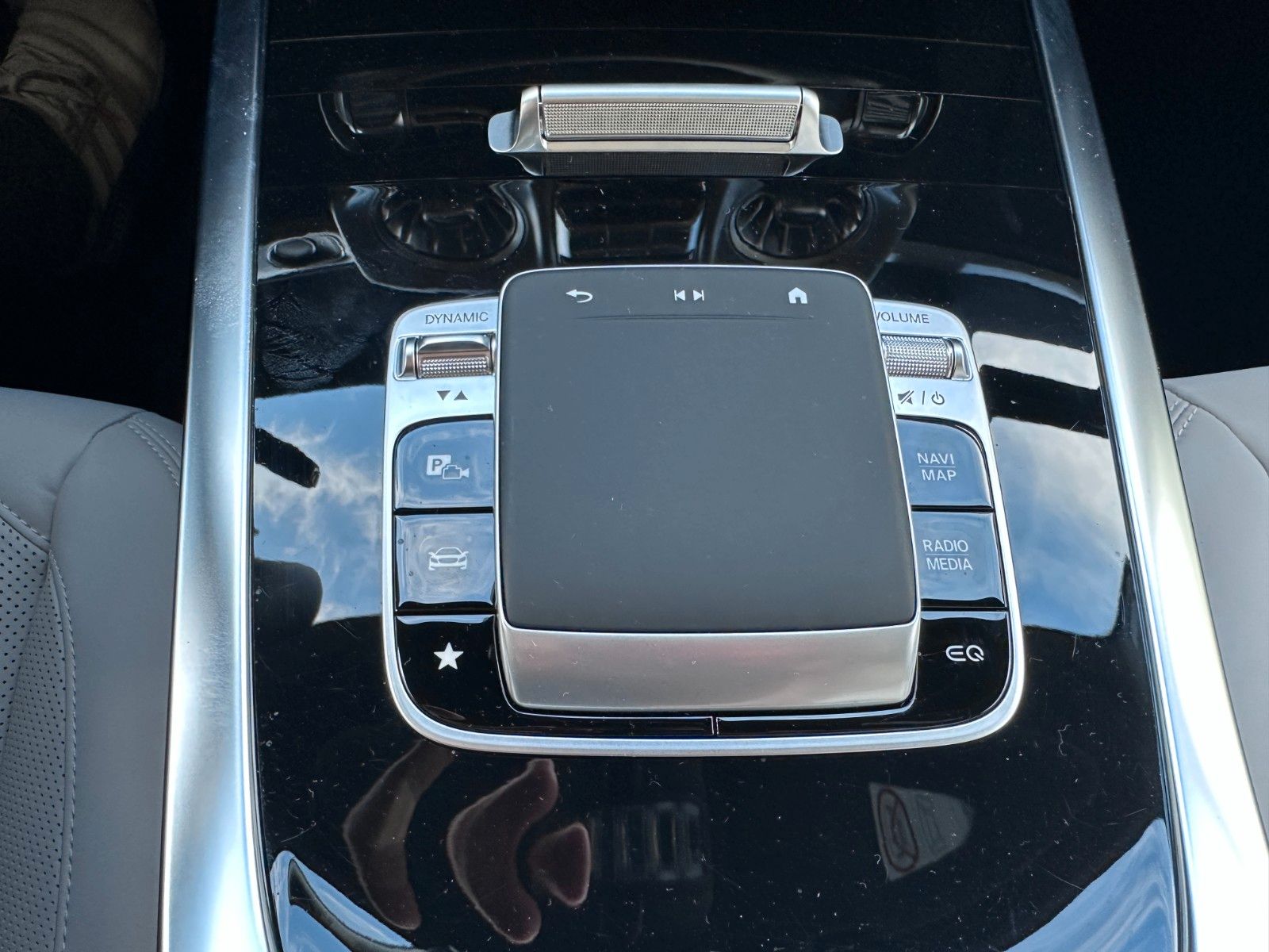 Fahrzeugabbildung Mercedes-Benz G EQ Technologie 580 AMG Line|MANUFAKTUR|BURM.|