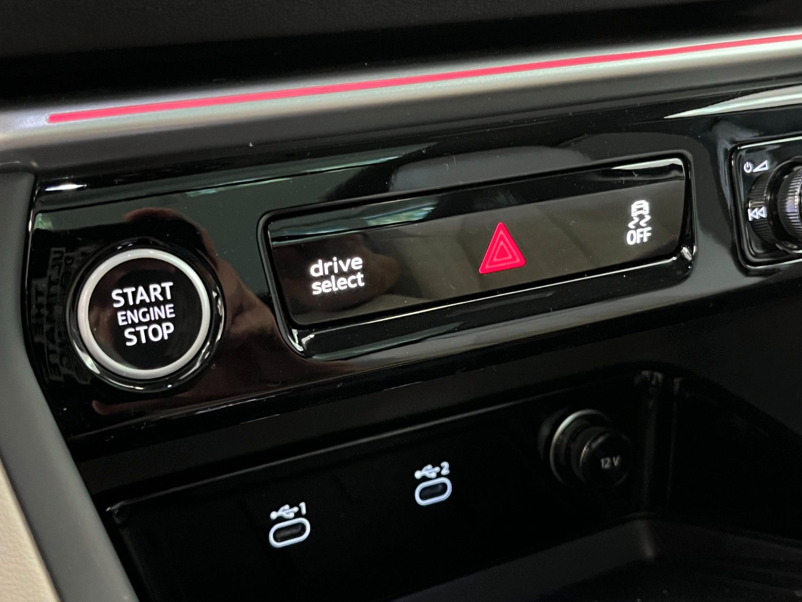 Fahrzeugabbildung Audi Q5 2.0 TDI quattro 150 kW |S line | Mwst Ausw |