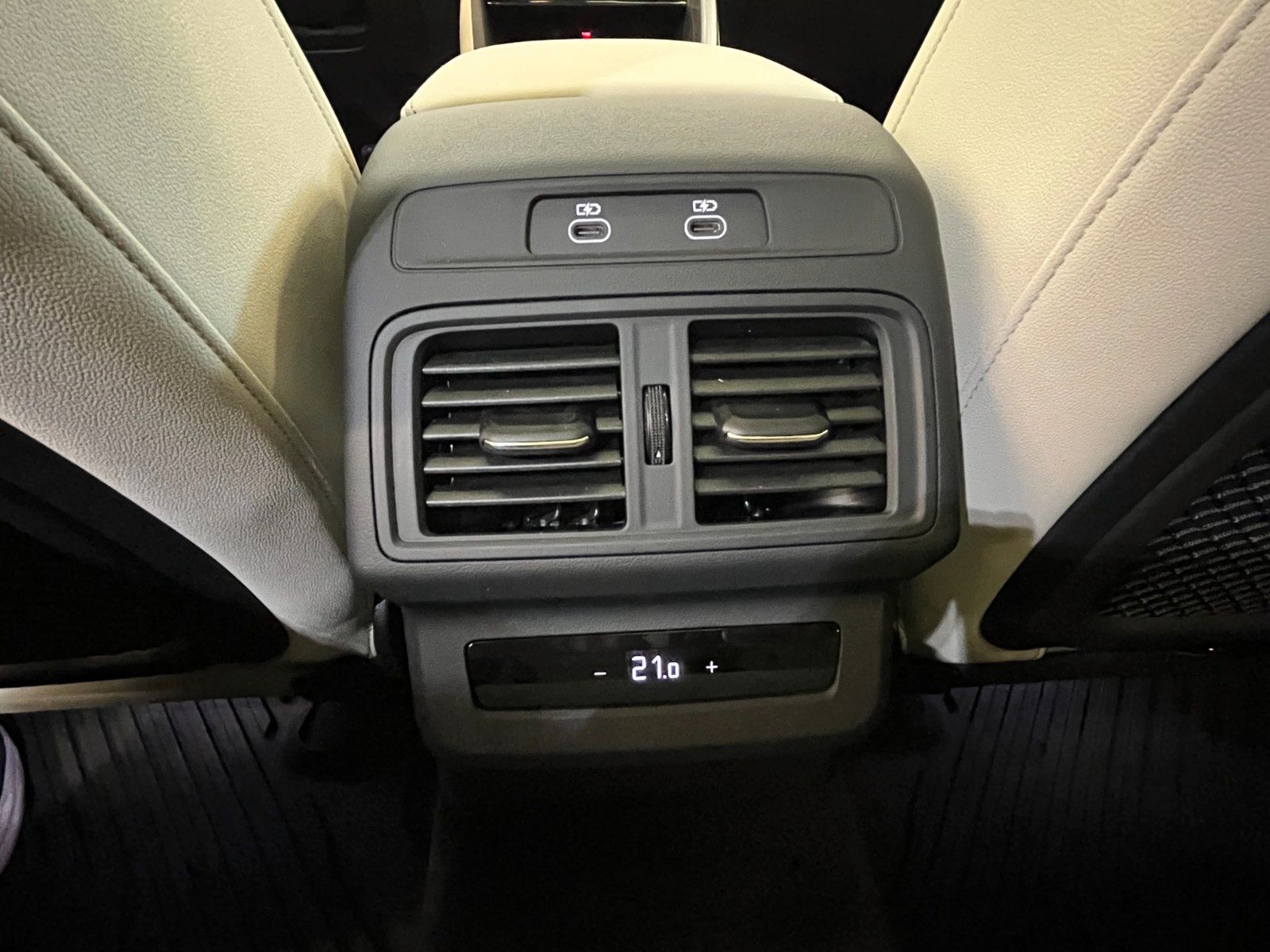 Fahrzeugabbildung Audi Q5 2.0 TDI quattro 150 kW |S line | Mwst Ausw |