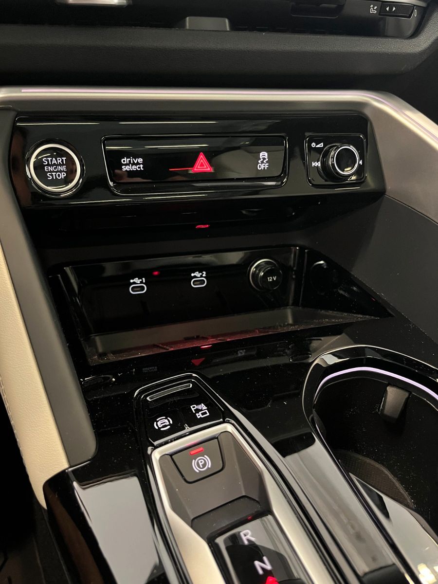 Fahrzeugabbildung Audi Q5 2.0 TDI quattro 150 kW |S line | Mwst Ausw |