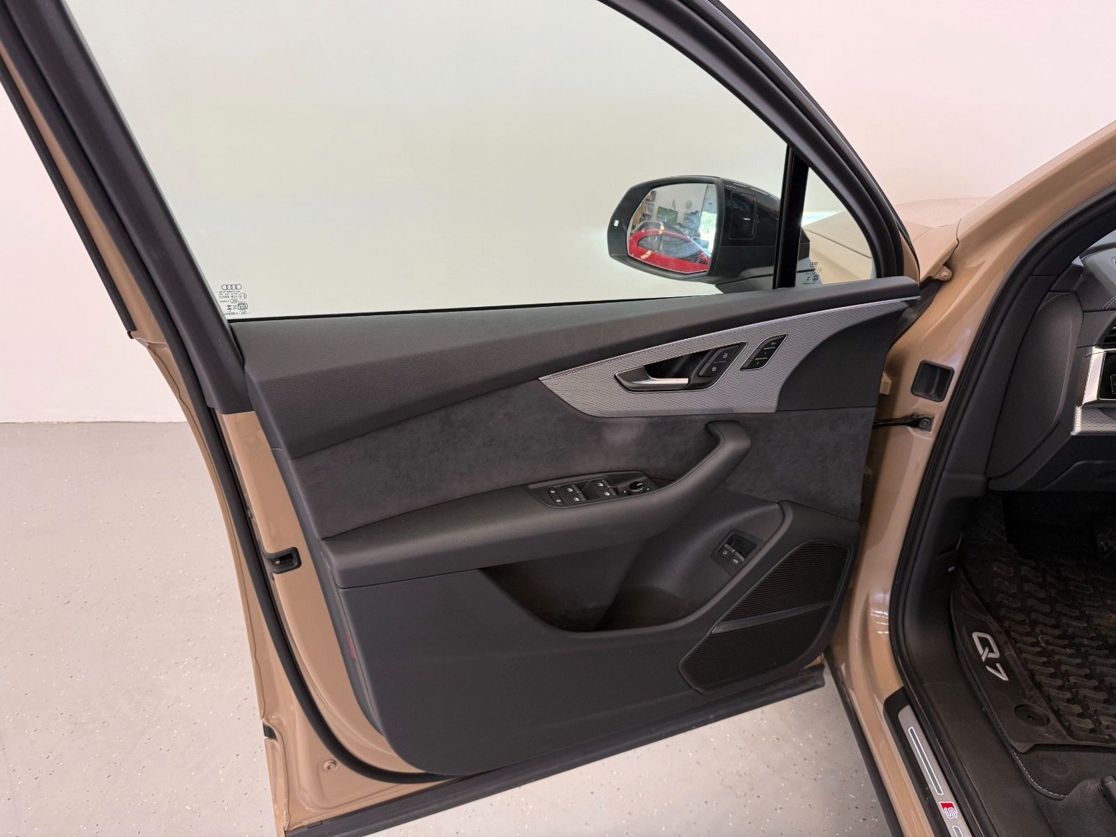 Fahrzeugabbildung Audi Q7 TFSI e quattro 360 kW | S line | Mwst Ausw |