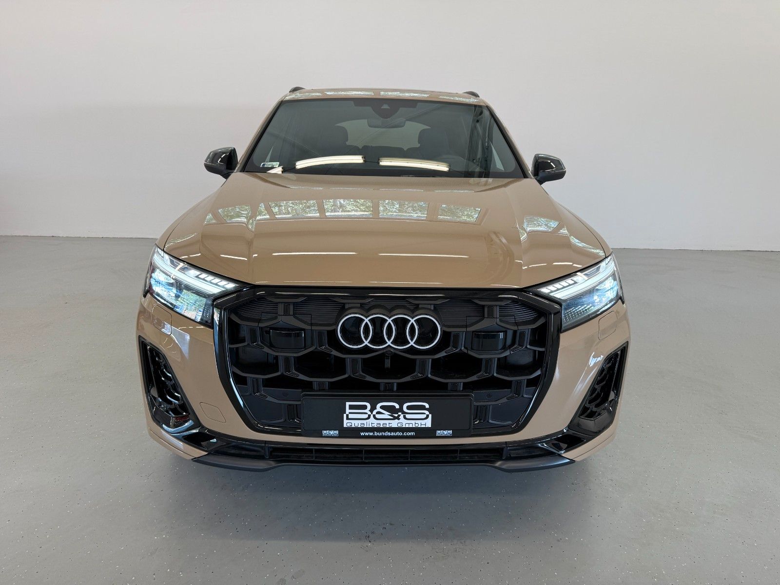 Fahrzeugabbildung Audi Q7 TFSI e quattro 360 kW | S line | Mwst Ausw |