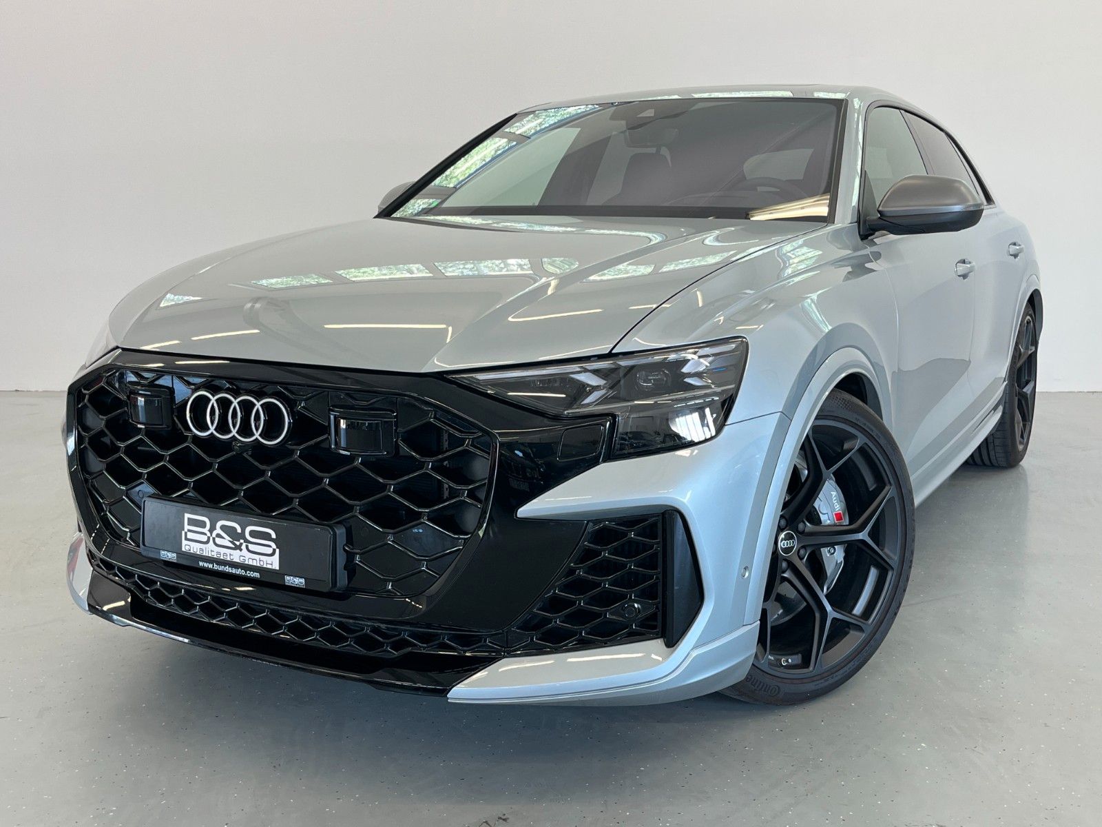 Audi RS Q8 Performance 4.0 TFSI quattro | Mwst Ausw |