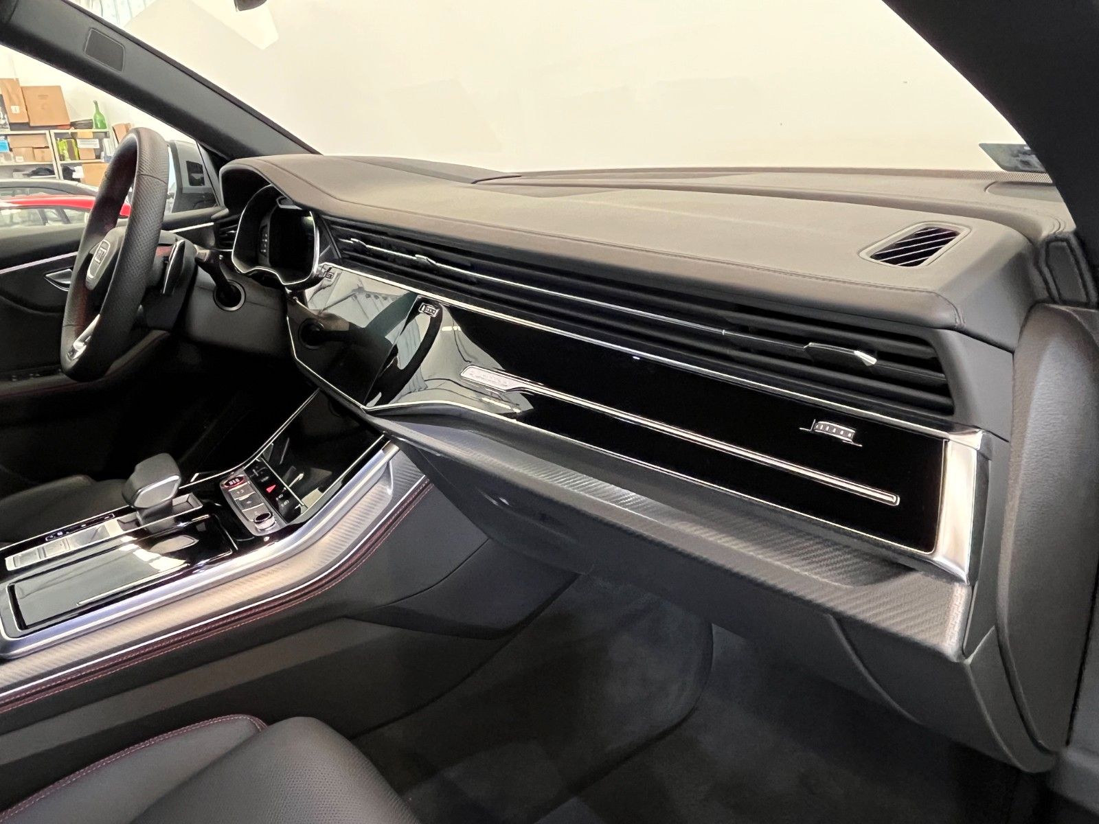 Fahrzeugabbildung Audi RS Q8 Performance 4.0 TFSI quattro | Mwst Ausw |