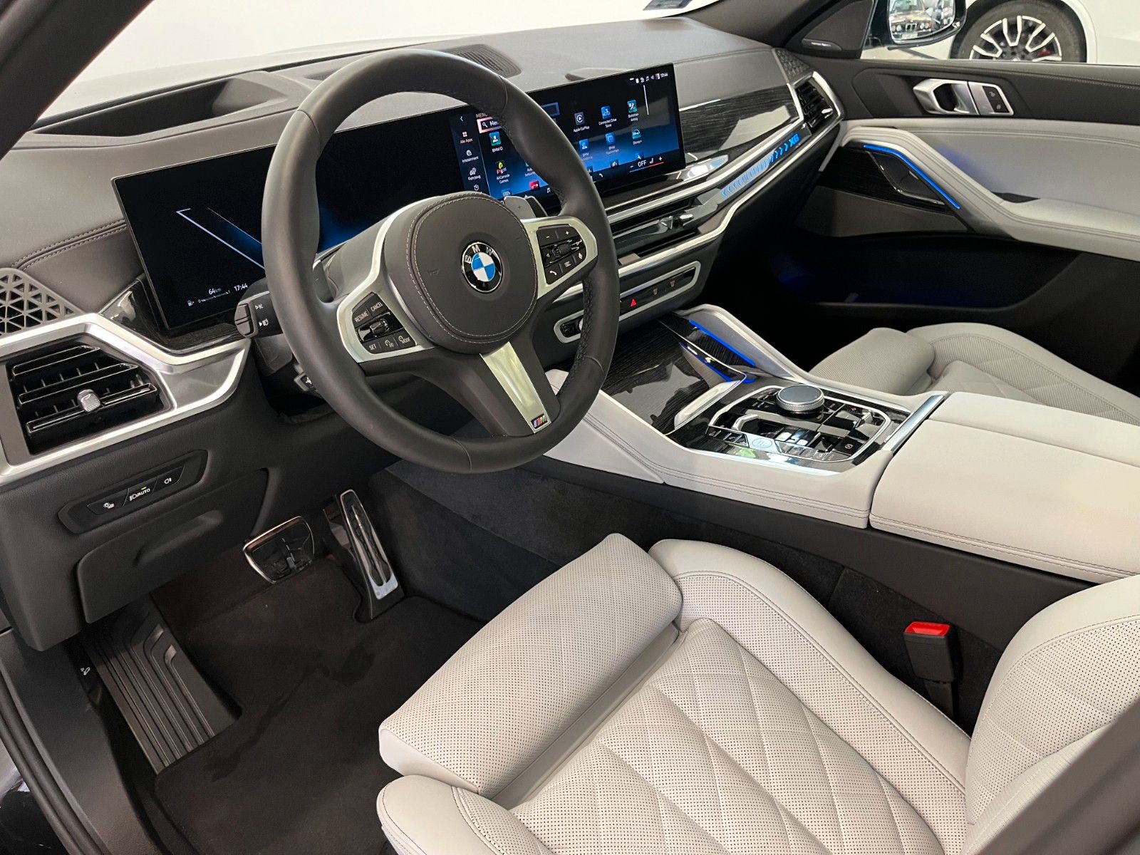 Fahrzeugabbildung BMW X6 30 d xDrive M Sport | Mwst Ausw|BMW Garanti|