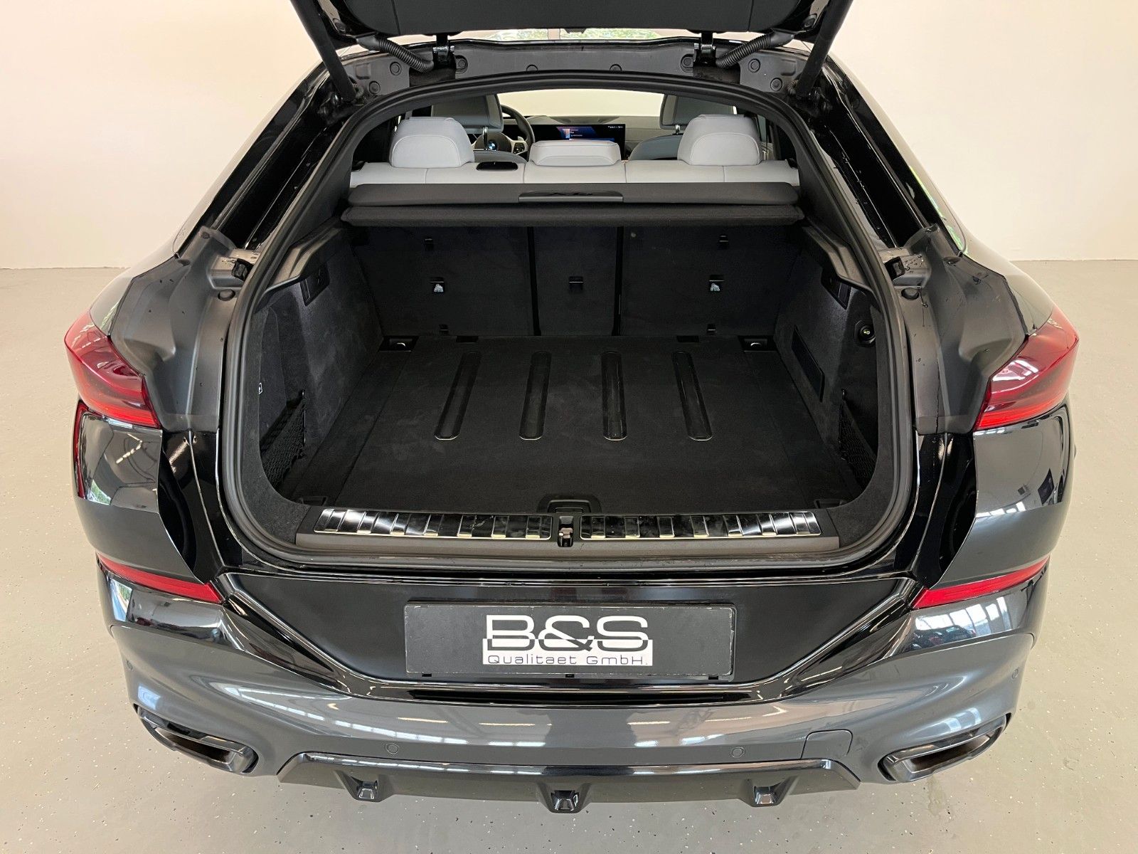 Fahrzeugabbildung BMW X6 30 d xDrive M Sport | Mwst Ausw|BMW Garanti|