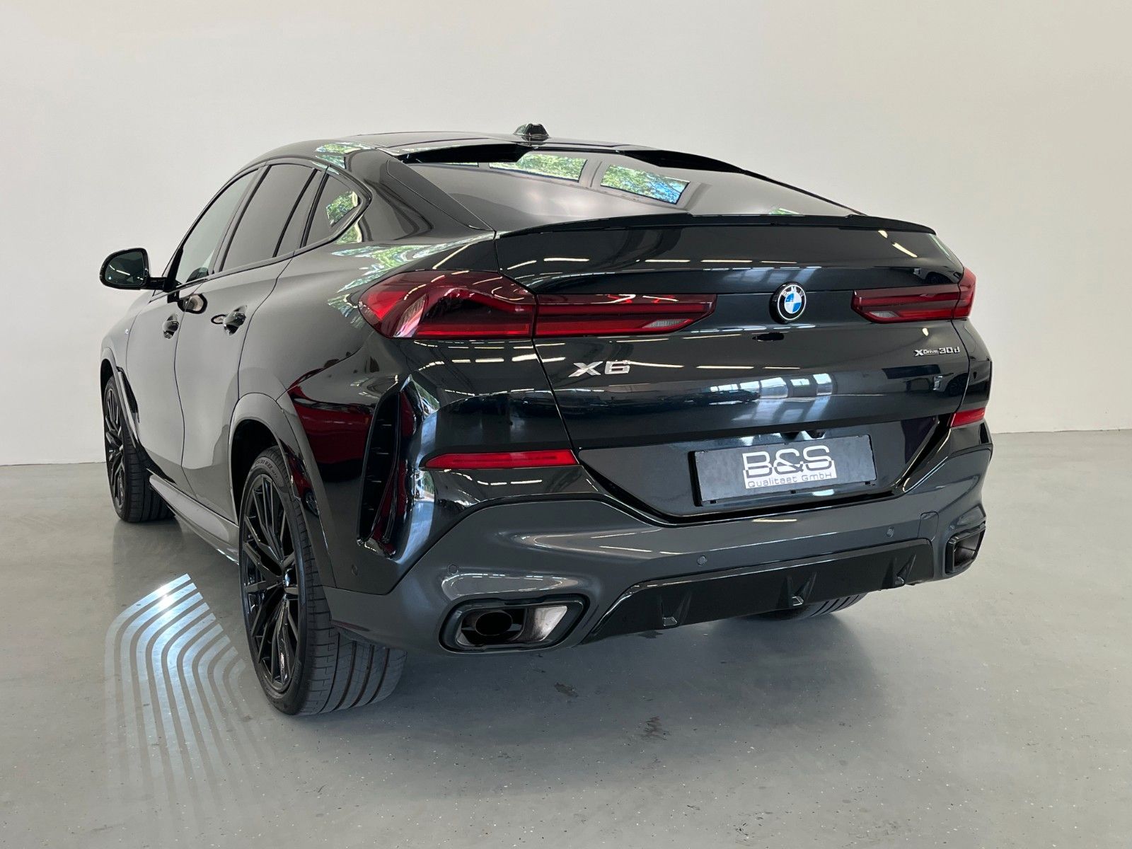 Fahrzeugabbildung BMW X6 30 d xDrive M Sport | Mwst Ausw|BMW Garanti|
