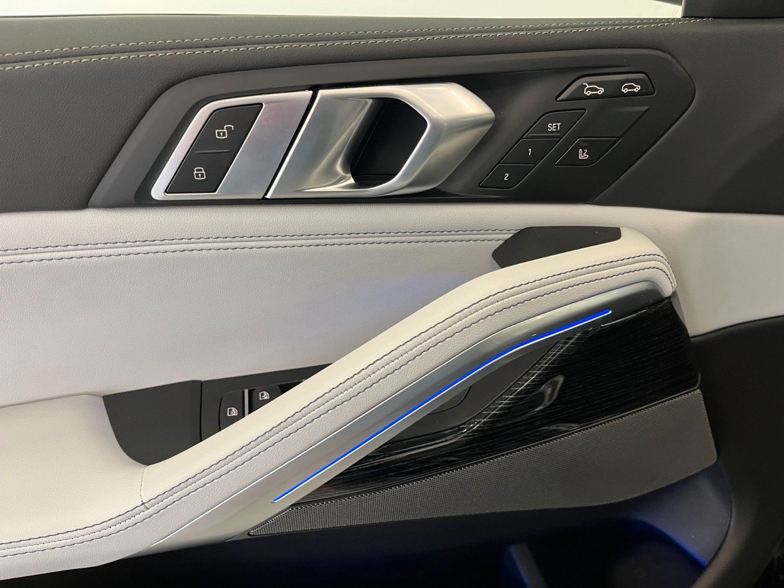 Fahrzeugabbildung BMW X6 30 d xDrive M Sport | Mwst Ausw|BMW Garanti|