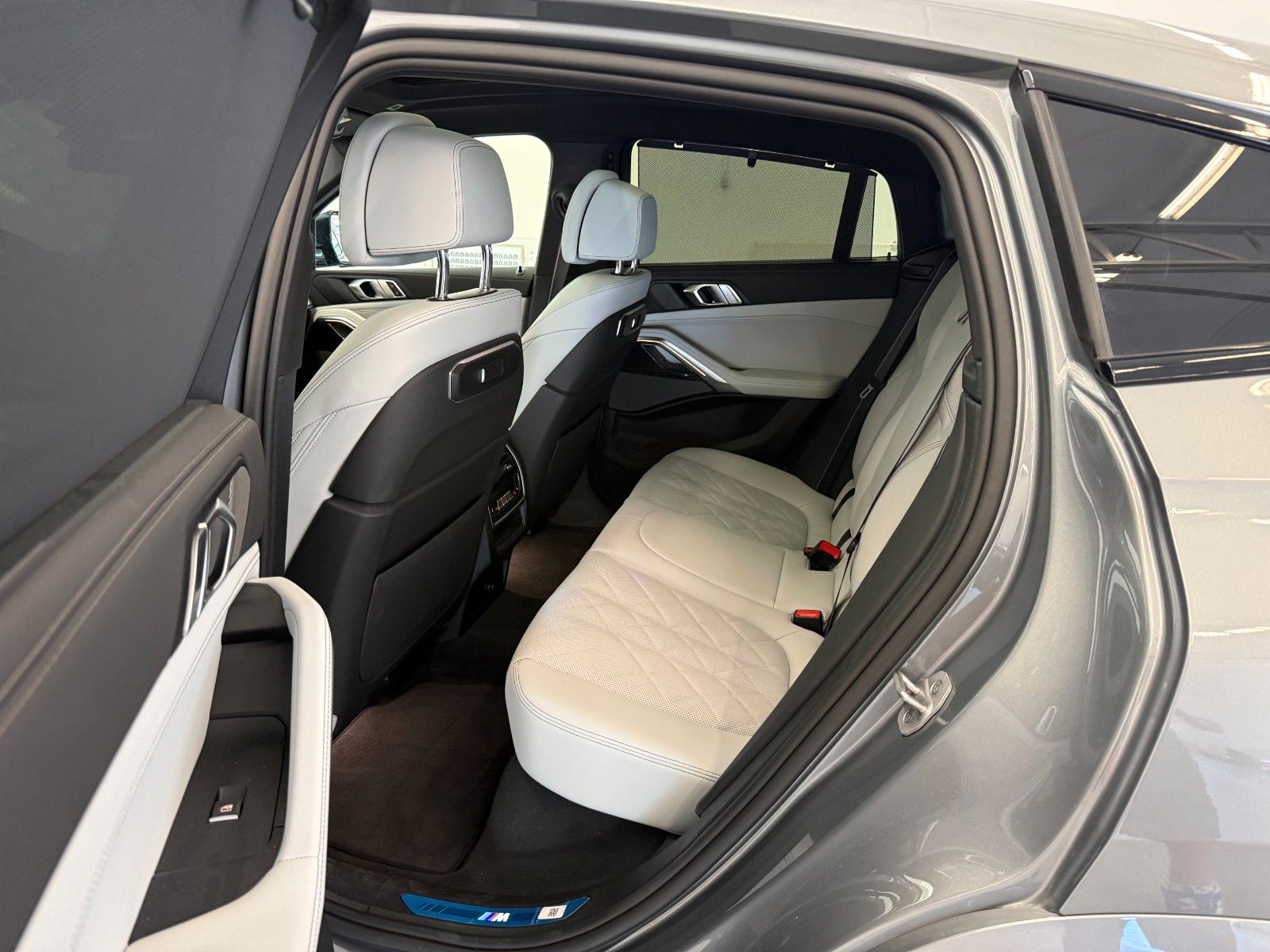Fahrzeugabbildung BMW X6 30 d xDrive M Sport | Mwst Ausw|BMW Garanti|