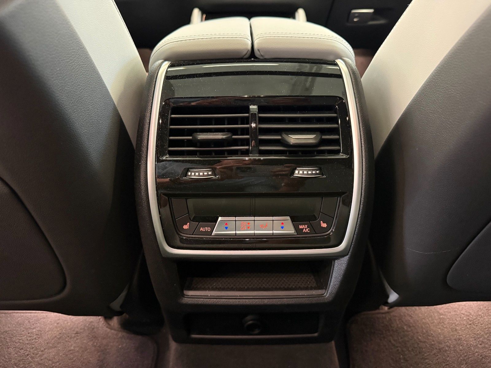 Fahrzeugabbildung BMW X6 30 d xDrive M Sport | Mwst Ausw|BMW Garanti|