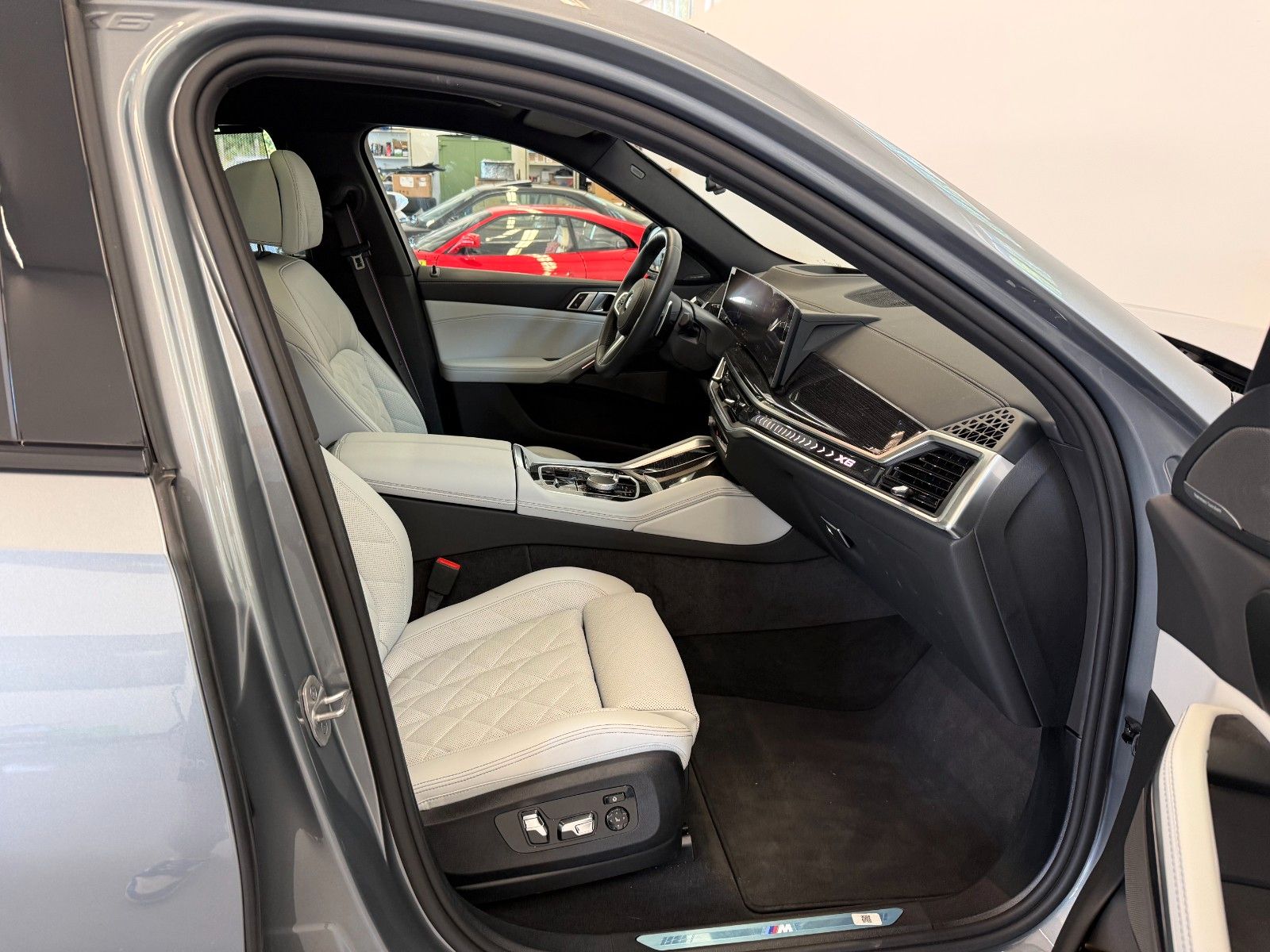 Fahrzeugabbildung BMW X6 30 d xDrive M Sport | Mwst Ausw|BMW Garanti|