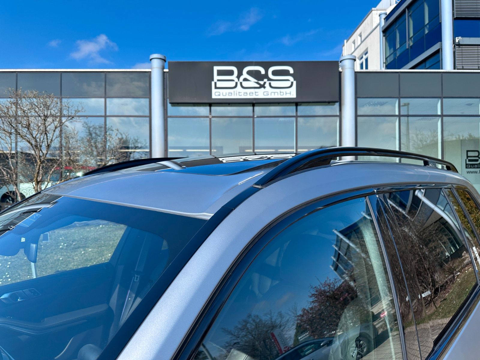 Fahrzeugabbildung BMW X7 xDr 40d M Sport |INDIVIDUAL|SKYL|22"|AHK