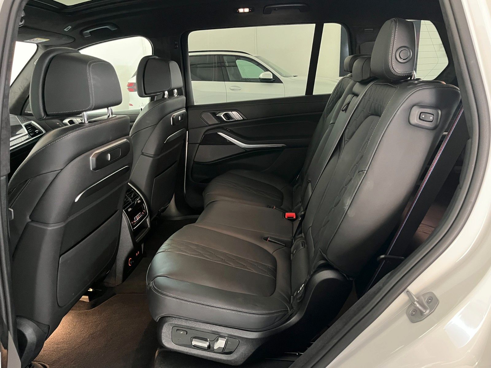 Fahrzeugabbildung BMW X7 xDrive 40 d M Sport| Mwst Ausw|BMW Garantie|