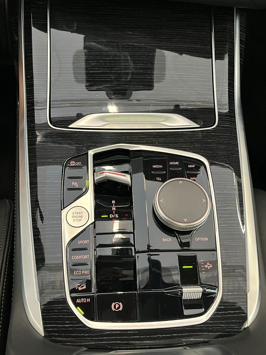 Fahrzeugabbildung BMW X7 xDrive 40 d M Sport| Mwst Ausw|BMW Garantie|