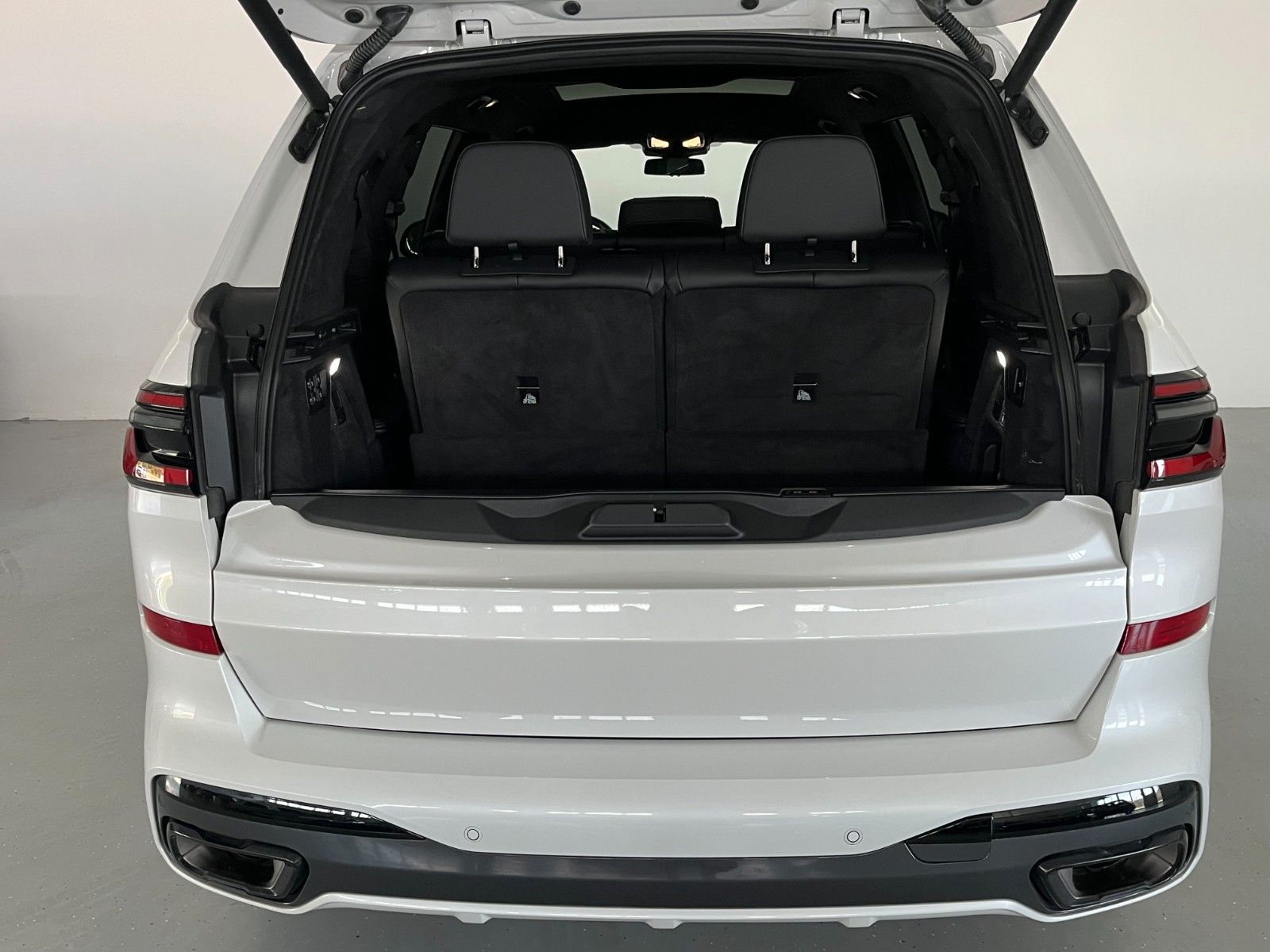 Fahrzeugabbildung BMW X7 xDrive 40 d M Sport| Mwst Ausw|BMW Garantie|