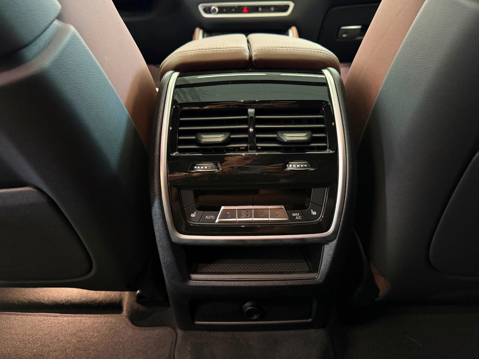 Fahrzeugabbildung BMW X6 30 d xDrive M Sport | Mwst Ausw|BMW Garanti|