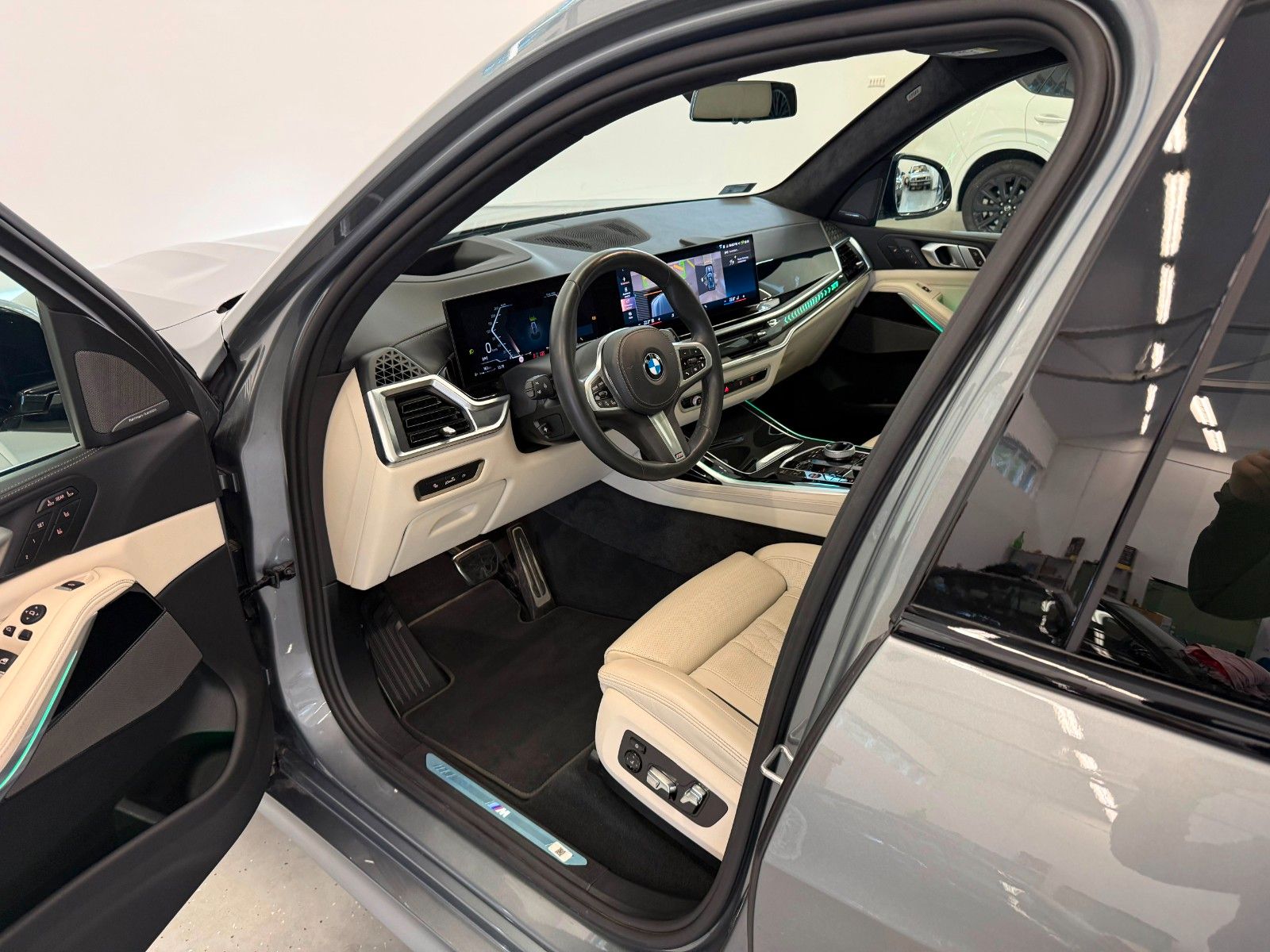 Fahrzeugabbildung BMW X7 xDrive 40 d M Sport| Mwst Ausw|BMW Garanti|