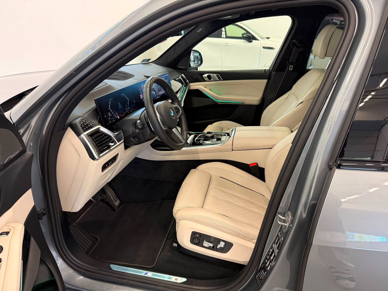 Fahrzeugabbildung BMW X7 xDrive 40 d M Sport| Mwst Ausw|BMW Garanti|