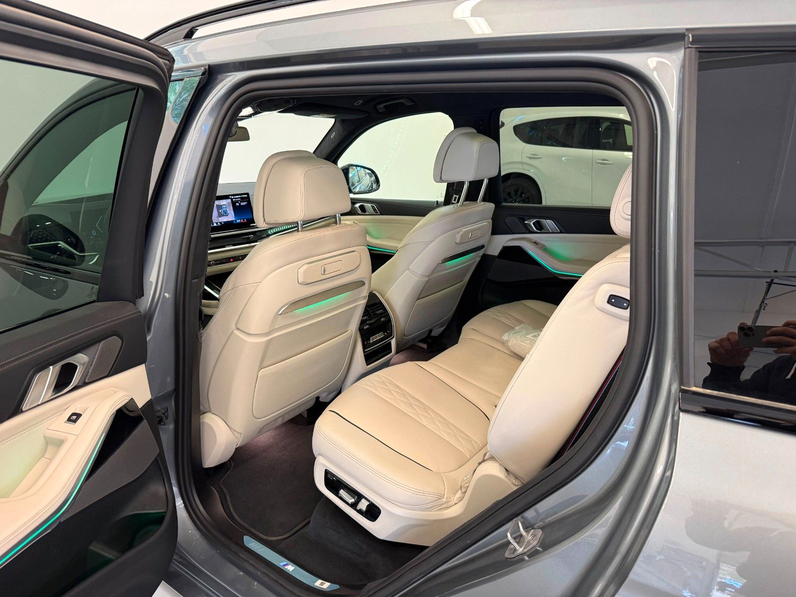 Fahrzeugabbildung BMW X7 xDrive 40 d M Sport| Mwst Ausw|BMW Garanti|