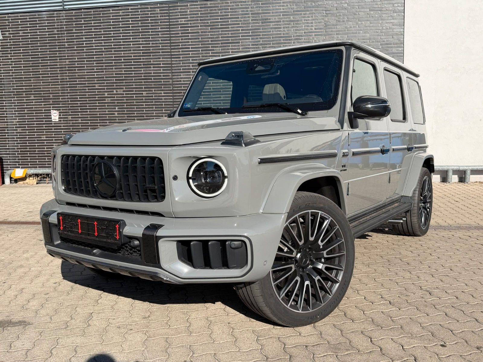 Fahrzeugabbildung Mercedes-Benz G 63 AMG | MegaVoll | Carbon In/Ext | Fond Ent.|