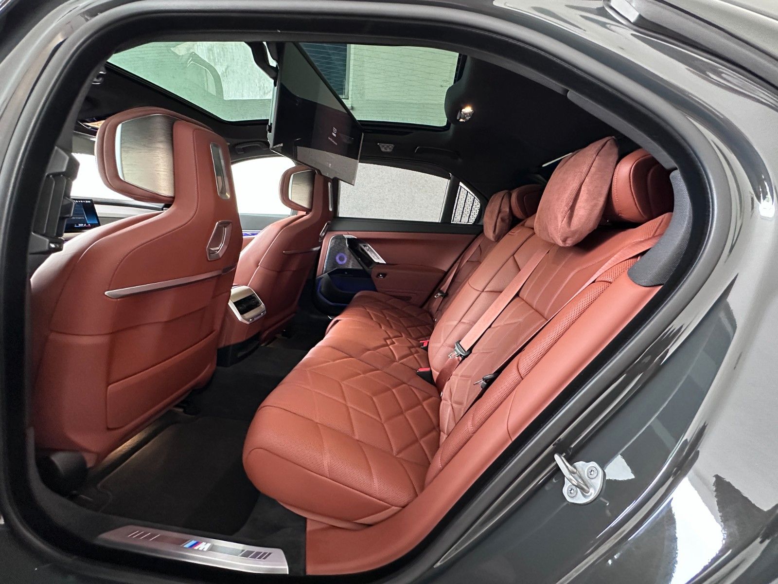 Fahrzeugabbildung BMW 740d xDr M Sport|VOLLAUSSTATTUNG|MWST AUSWB.|