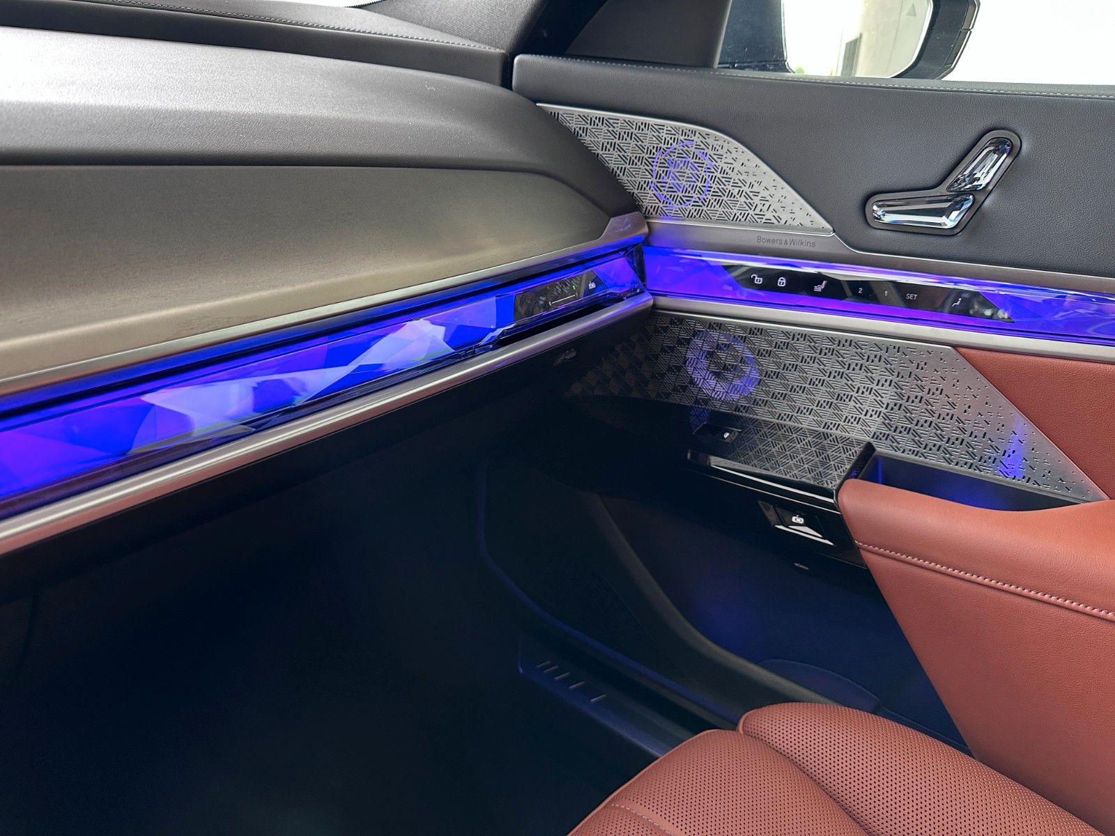 Fahrzeugabbildung BMW 740d xDr M Sport|VOLLAUSSTATTUNG|MWST AUSWB.|