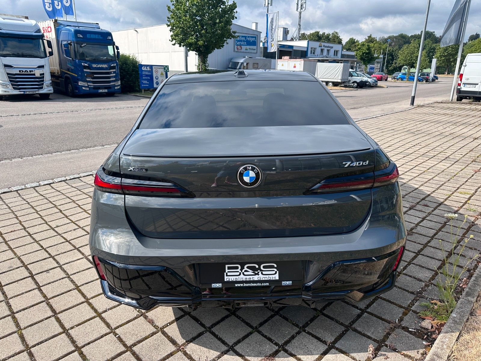 Fahrzeugabbildung BMW 740d xDr M Sport|VOLLAUSSTATTUNG|MWST AUSWB.|