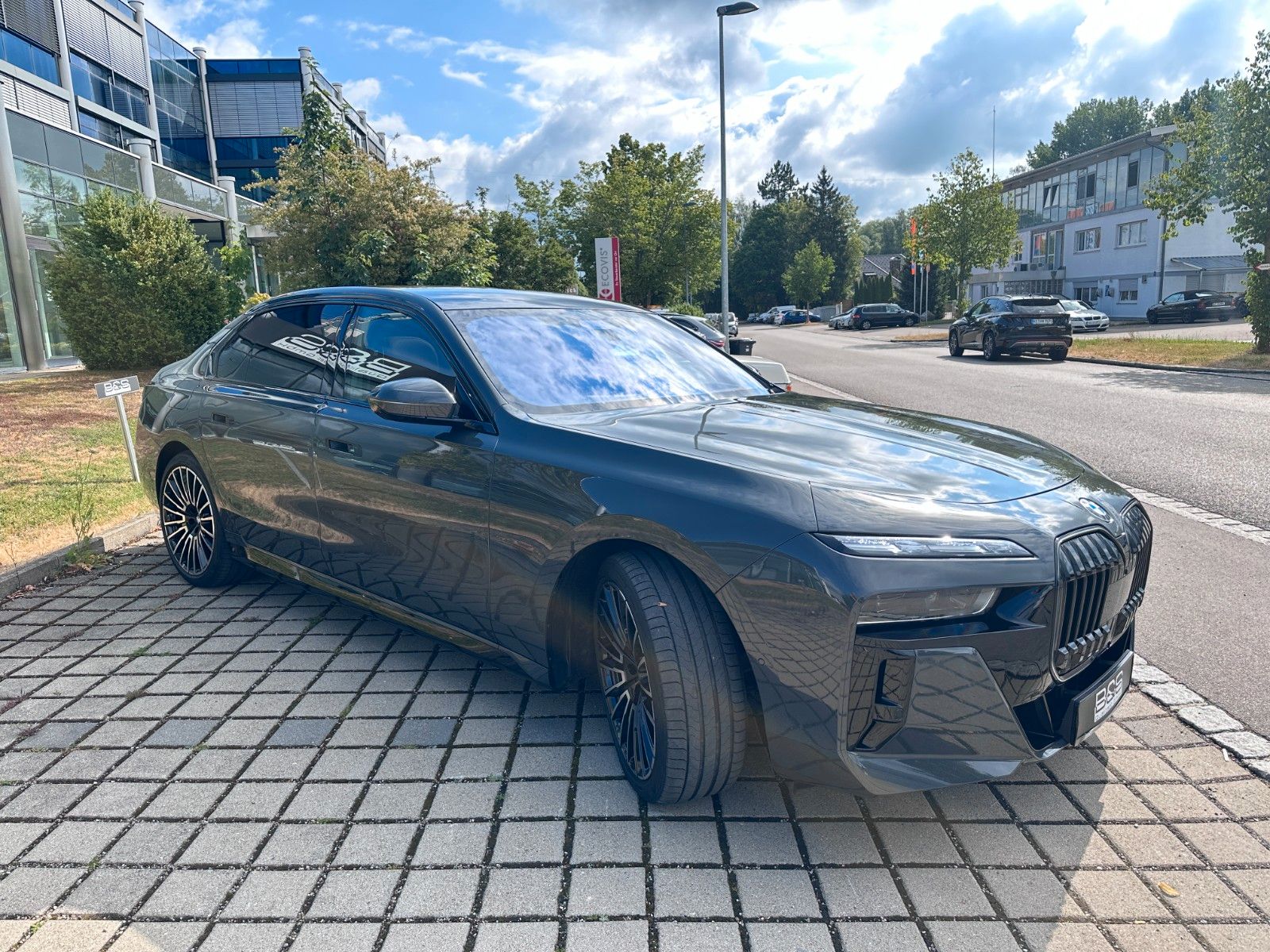 Fahrzeugabbildung BMW 740d xDr M Sport|VOLLAUSSTATTUNG|MWST AUSWB.|