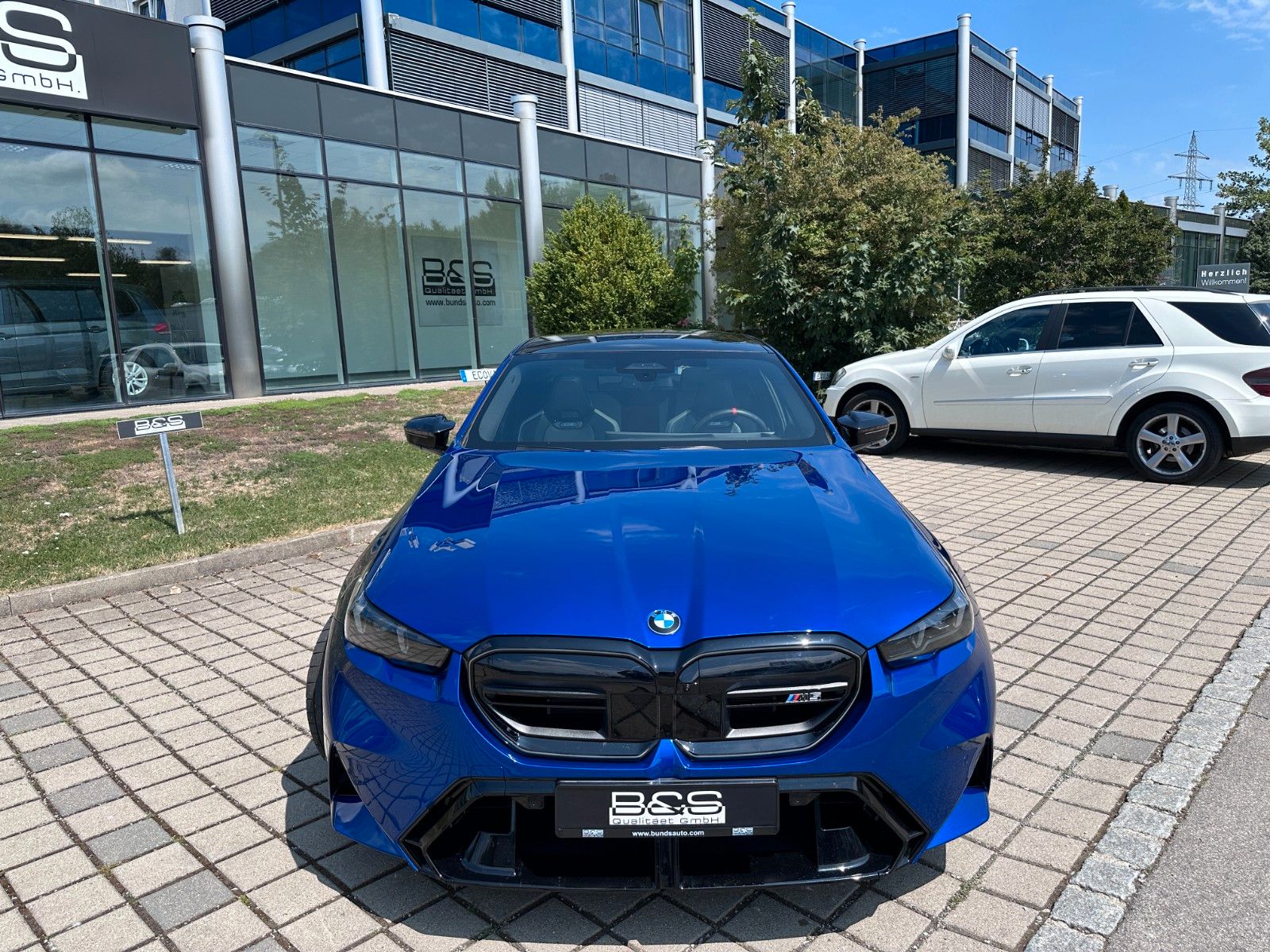 Fahrzeugabbildung BMW M5 Limousine | Mwst Ausw | BMW Garant|UNFALLFREI