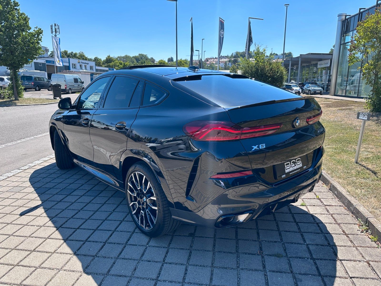 Fahrzeugabbildung BMW X6 40d xDr M Sport | VOLL | UNFALLFR | MWST AUSW