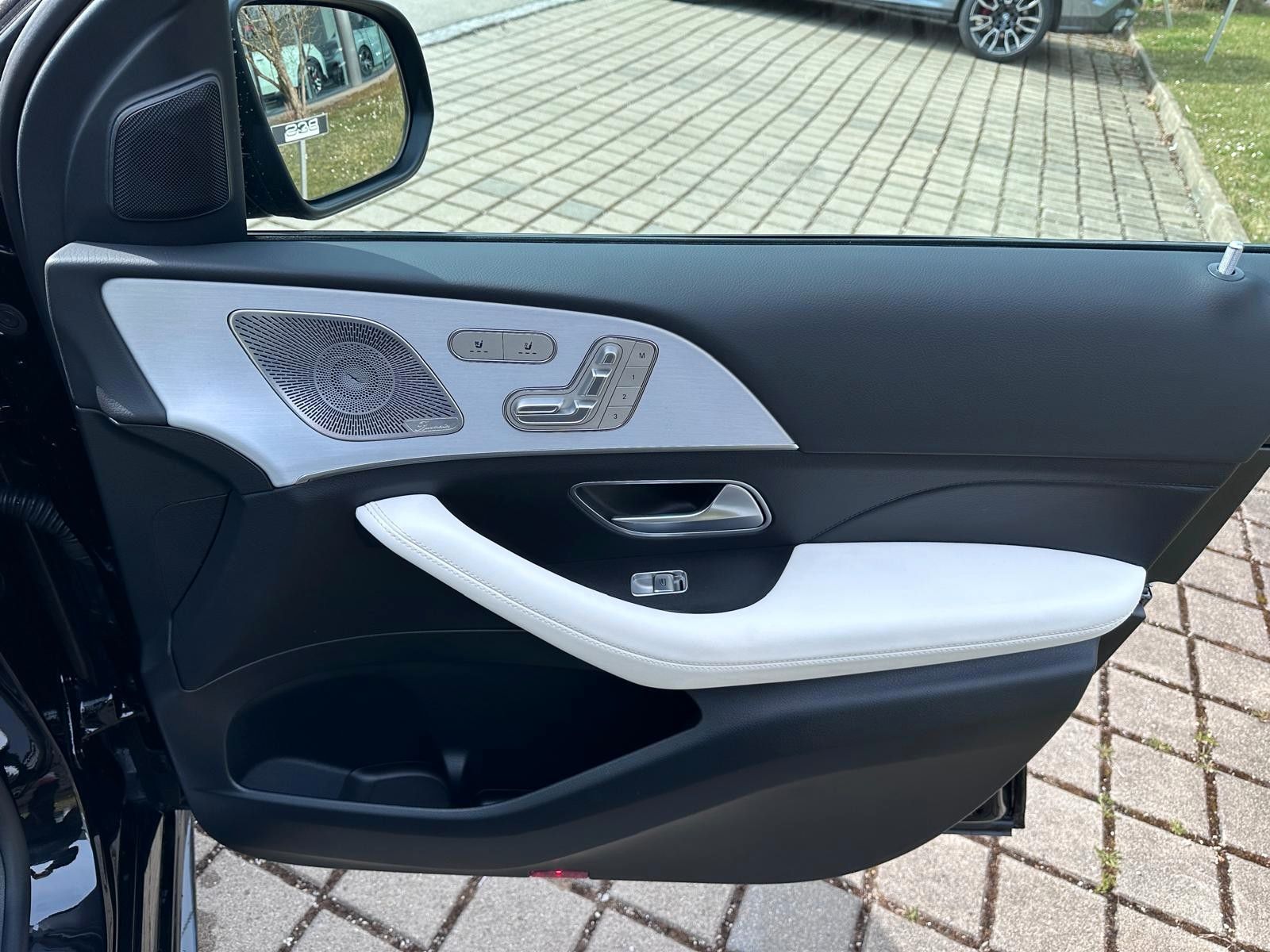 Fahrzeugabbildung Mercedes-Benz GLE 450d 4M Cp AMG PREM PLUS|MWST AUSW|AHK|VOLL|