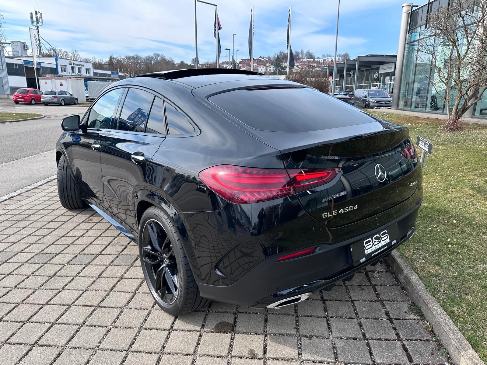 Fahrzeugabbildung Mercedes-Benz GLE 450d 4M Cp AMG PREM PLUS|MWST AUSW|AHK|VOLL|