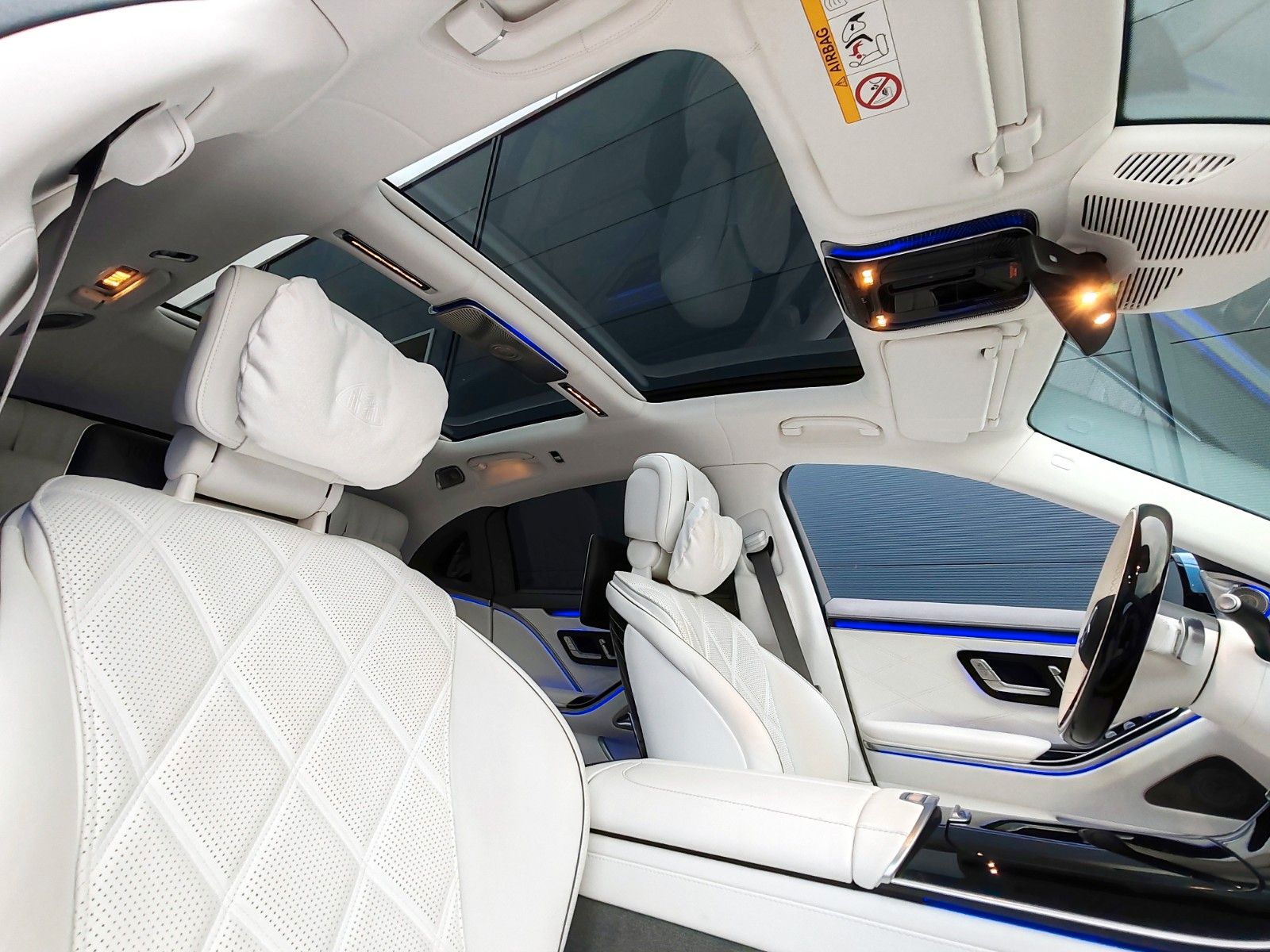 Fahrzeugabbildung Mercedes-Benz Maybach S 680 4Matic DISTR|HUD|PANO|High-End|Usw