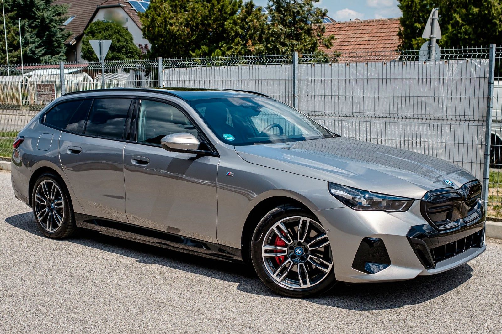 Fahrzeugabbildung BMW i5 Touring 40 eDrive M Sport |ACC|HUD|PANO|H&K|