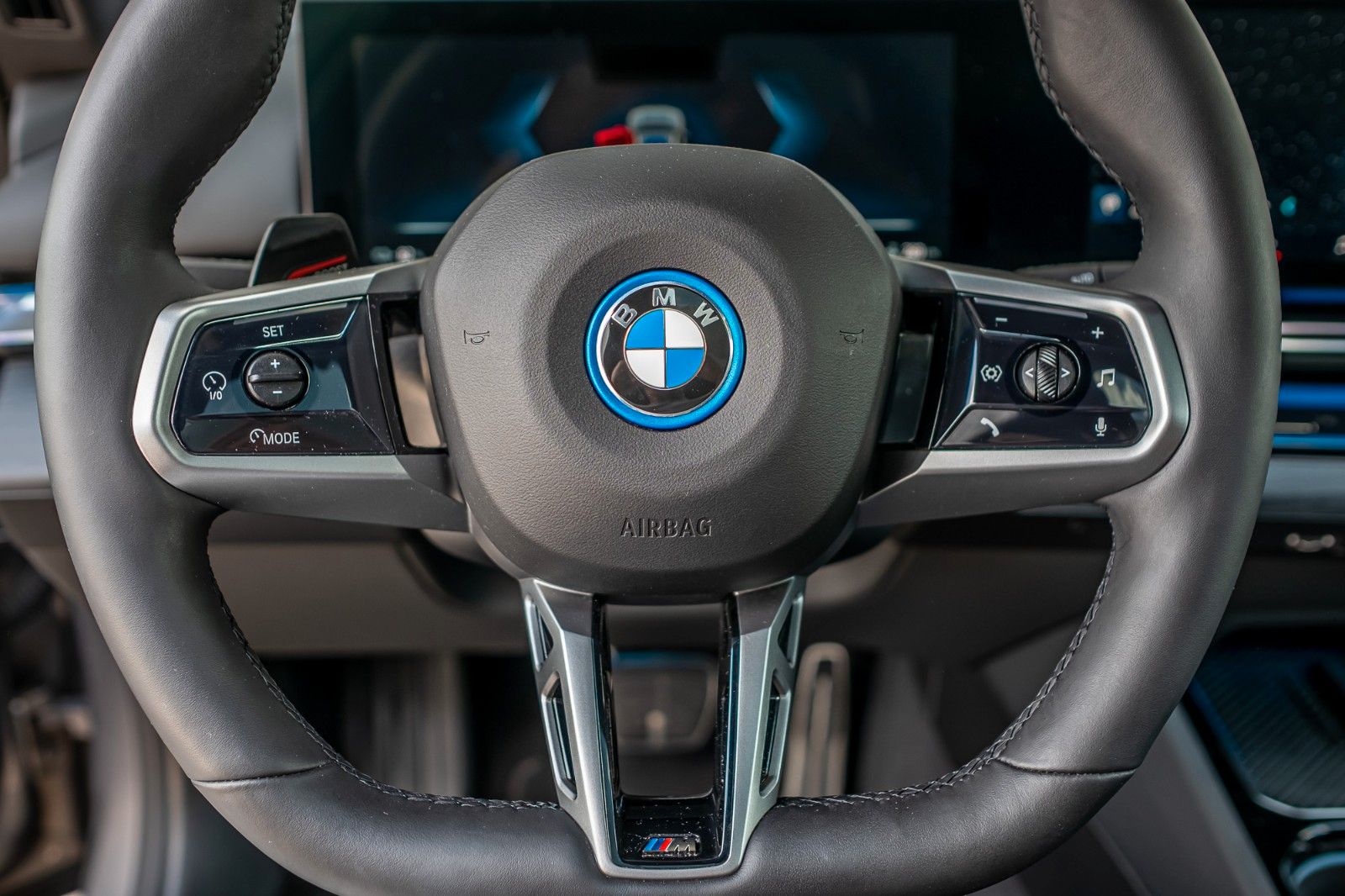 Fahrzeugabbildung BMW i5 Touring 40 eDrive M Sport |ACC|HUD|PANO|H&K|