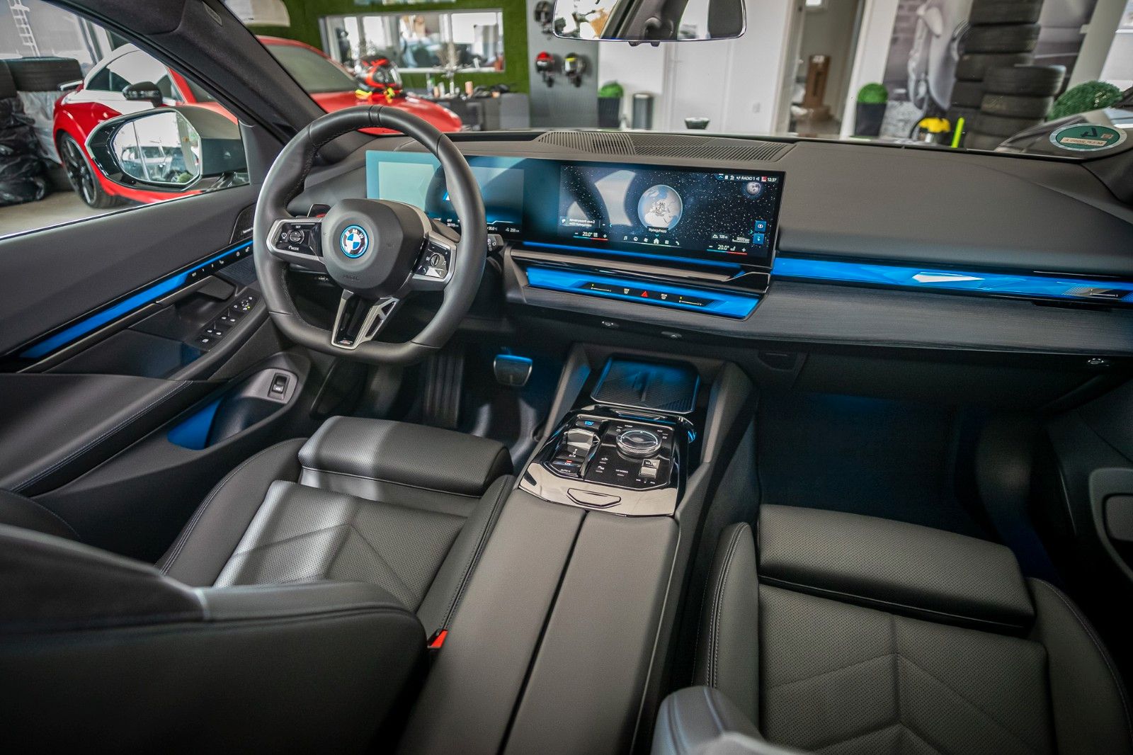Fahrzeugabbildung BMW i5 Touring 40 eDrive M Sport |ACC|HUD|PANO|H&K|