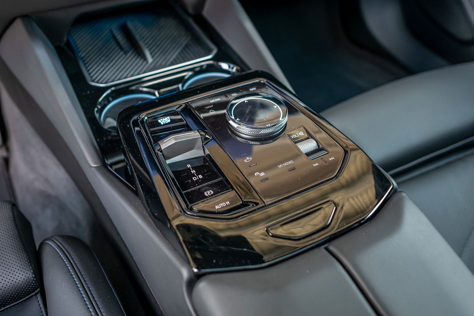 Fahrzeugabbildung BMW i5 Touring 40 eDrive M Sport |ACC|HUD|PANO|H&K|